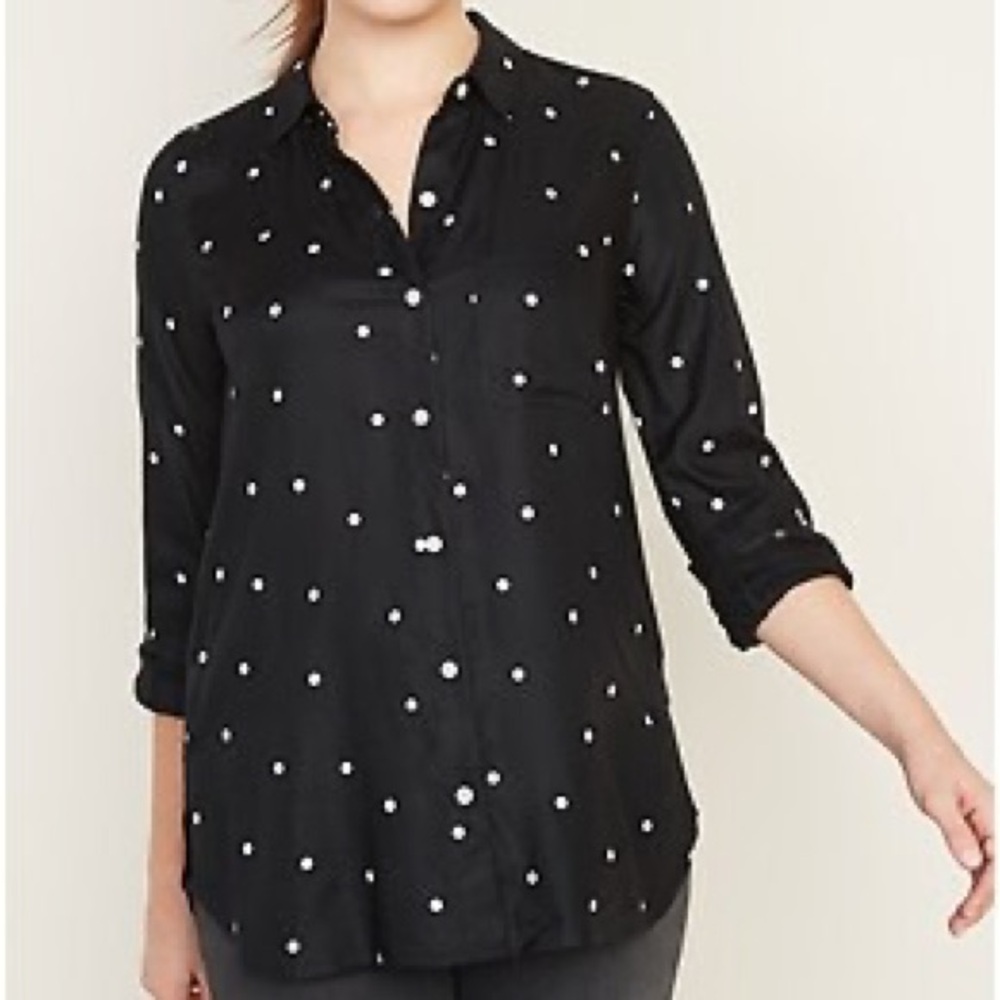 Old Navy black white polka dot button down shirt